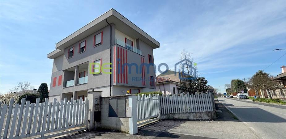 Esterno