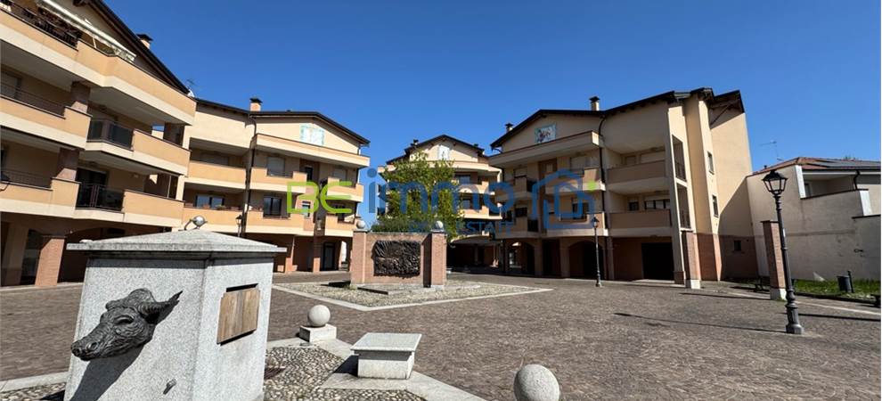 Esterno