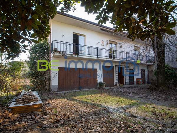 Town House for sale in Castano Primo