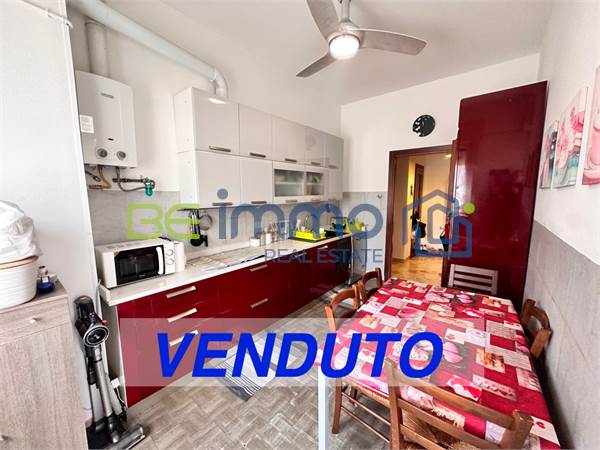 3 locales en venta la Arluno