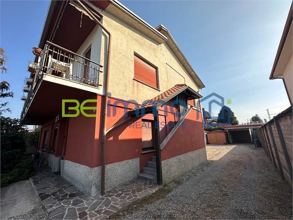 Bungalow for sale in Castano Primo