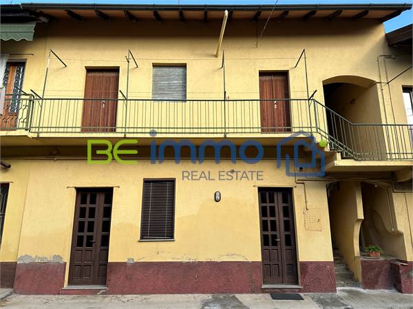 Semi Detached House for sale in Castano Primo