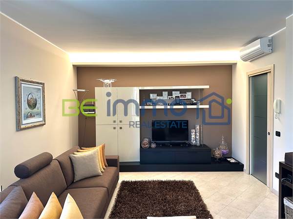 Villa for sale in Castano Primo