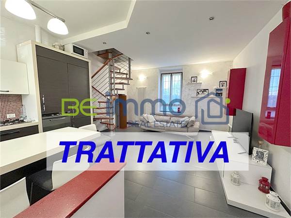 Civico 1 | Trilocale in corte con box