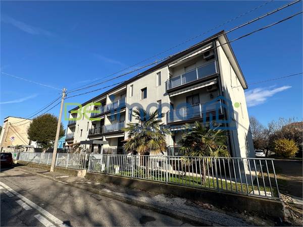 2 bedroom apartment for sale in Varedo